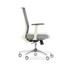 Silla ergonómica NIZA con cabezal de Euromof en acabado blanco, uso recomendado 8 horas