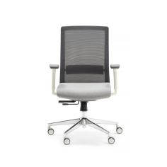 Silla ergonómica NIZA con cabezal de Euromof en acabado blanco, uso recomendado 8 horas